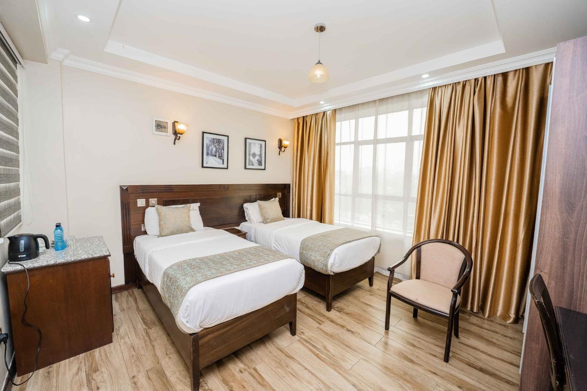 Hemak Suites Найроби Екстериор снимка