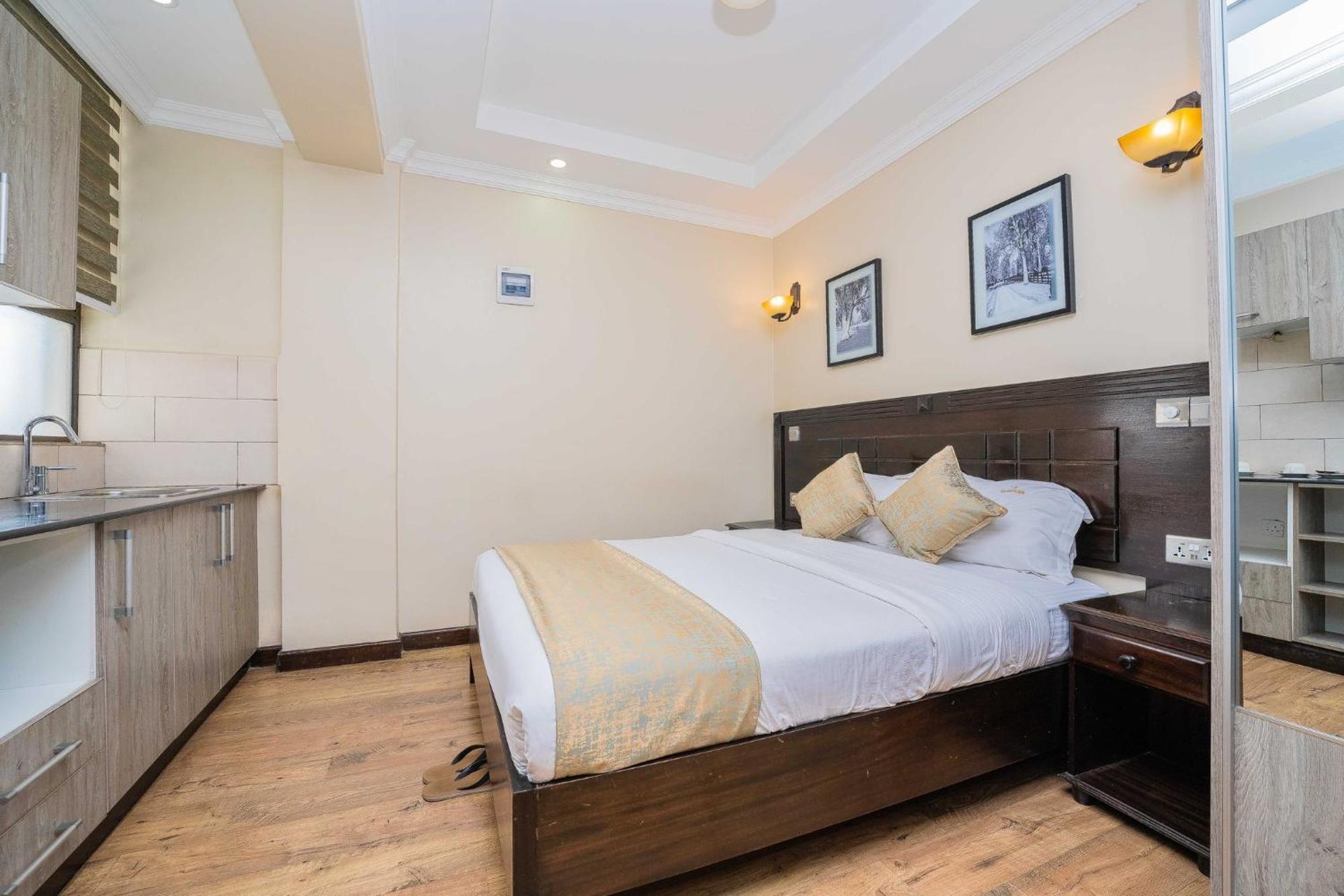Hemak Suites Найроби Екстериор снимка
