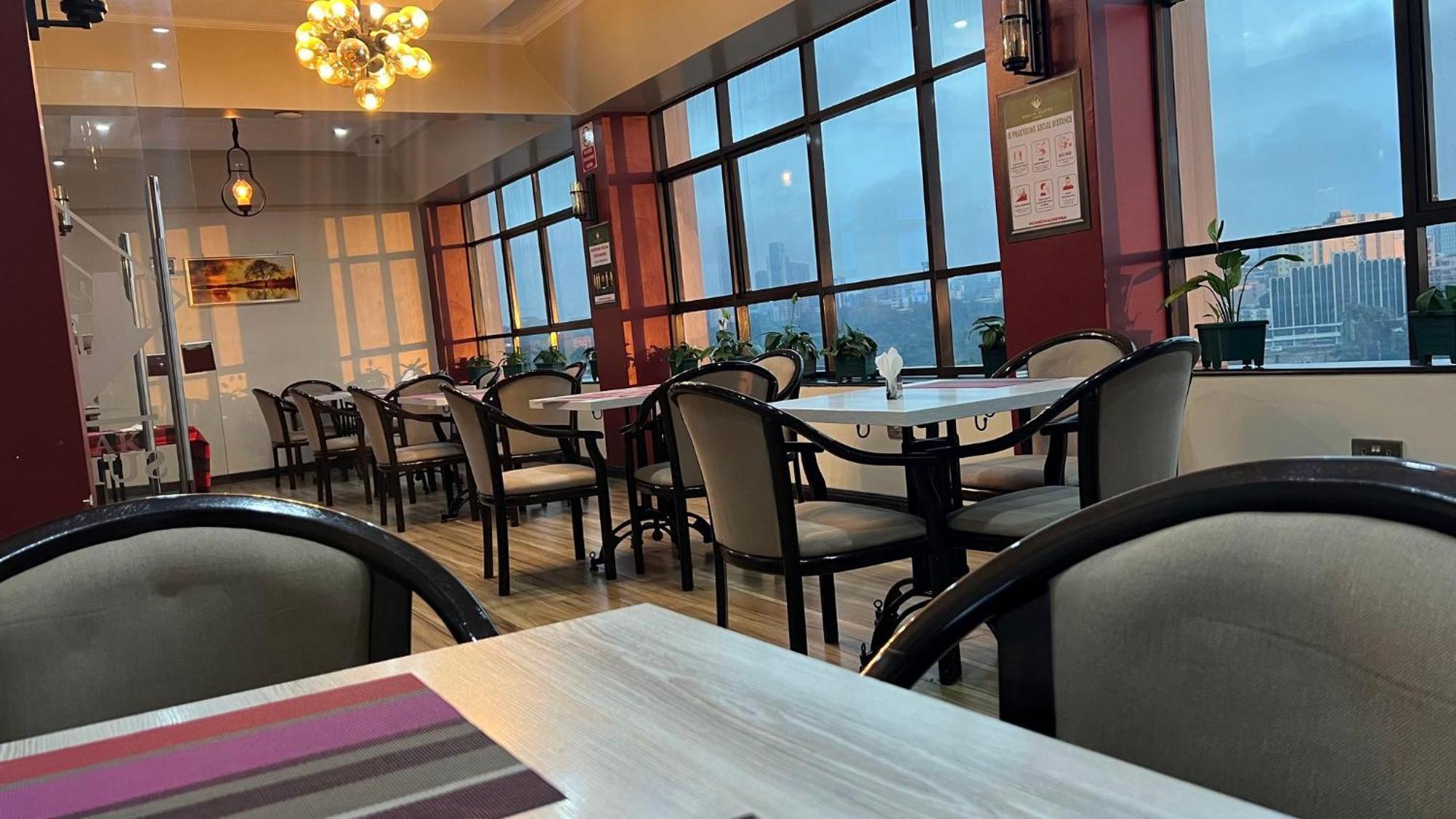 Hemak Suites Найроби Екстериор снимка