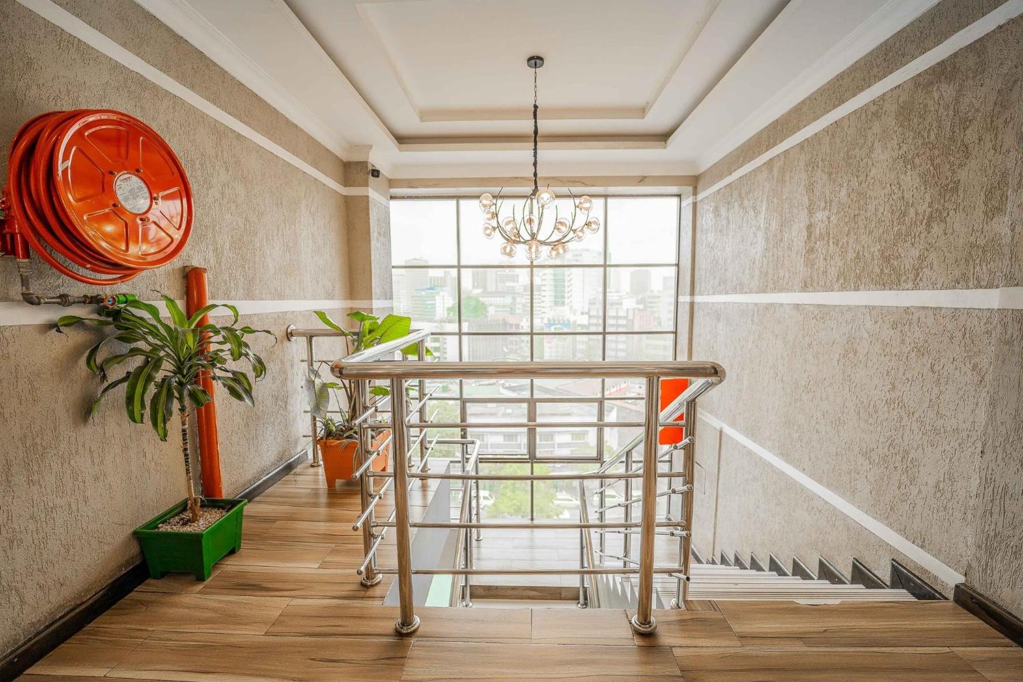 Hemak Suites Найроби Екстериор снимка